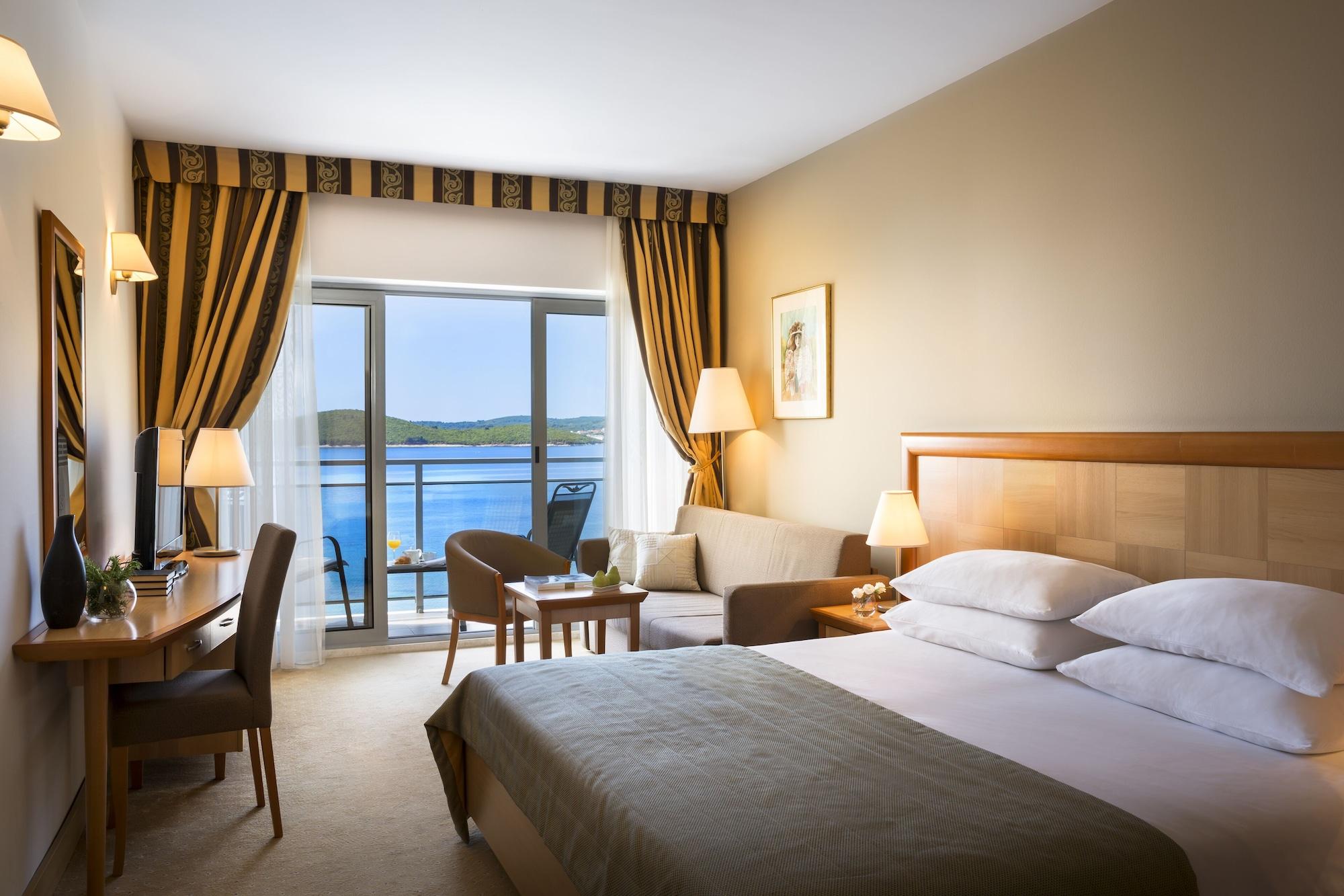 Aminess Vival Grand Azur Hotel 오레비츠 외부 사진